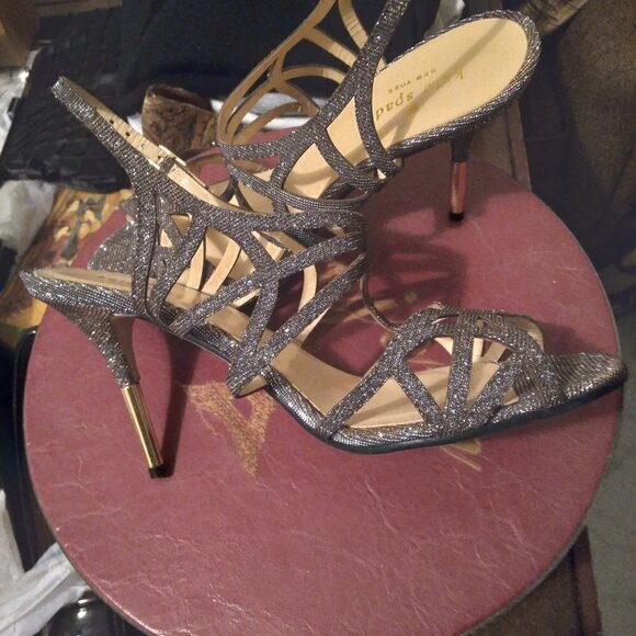 Kate Spade N.Y. 'Issa'  Metallic  Dress Sandals with Gold Tipped Heels Sz 7B - Picture 11 of 11